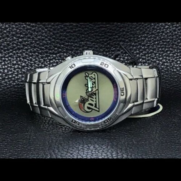 New England Patriots NFL Stainless Steel Fossil Kaleido Watch NEW!! - Picture 3 of 4